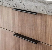 Load image into Gallery viewer, Slim Tab Pulls
